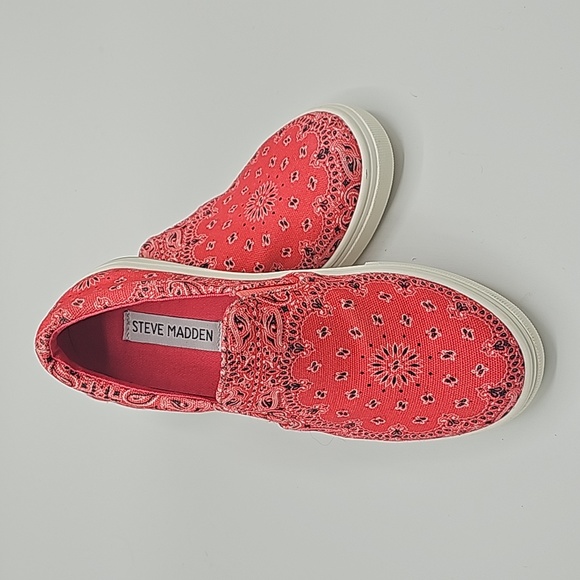 Steve Madden Shoes - Steve Madden sneakers